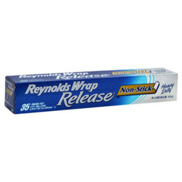 https://www.shespeaks.com/pages/img/review/reynolds%20wrap%20non-stick_09122011131046.jpg