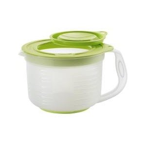 https://www.shespeaks.com/pages/img/review/tupperware%20mix%20n%20stor%20pitcher_09102011203822.jpg